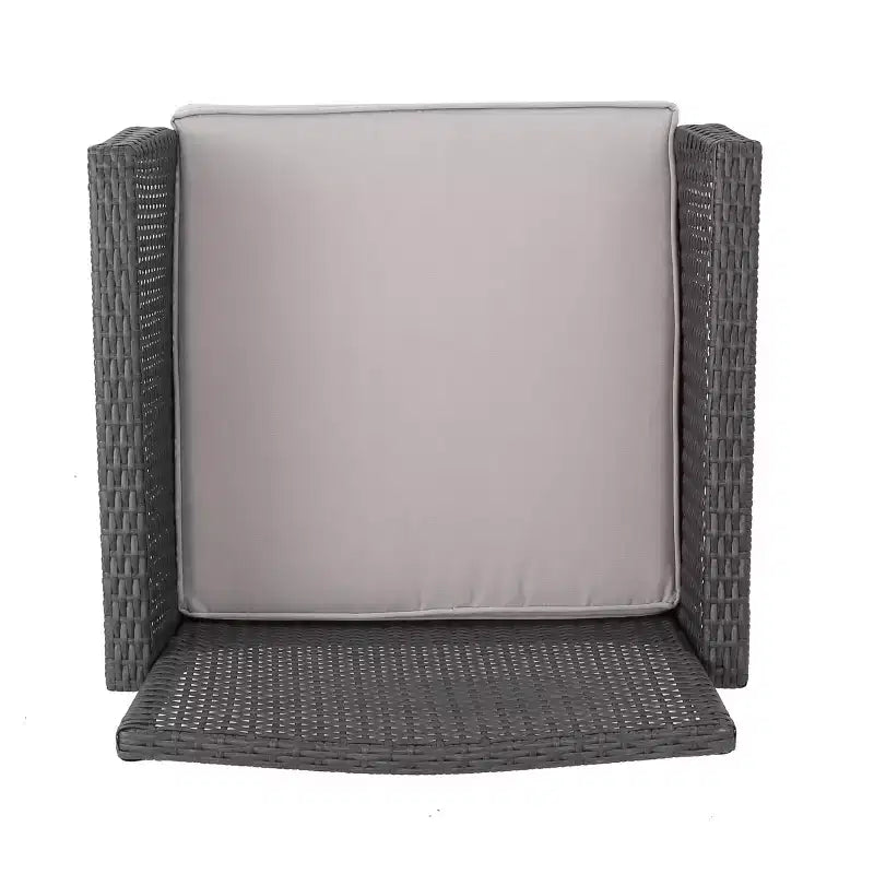 Christopher Knight Home Lucia Outdoor Wicker and Iron 4 Seater Chat Set with Fire Pit