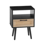 15.75Tavolino in Rattan con Prese di Corrente e Porte USBComodino moderno con cassetto e gambe in legno massello,tavolino da salotto